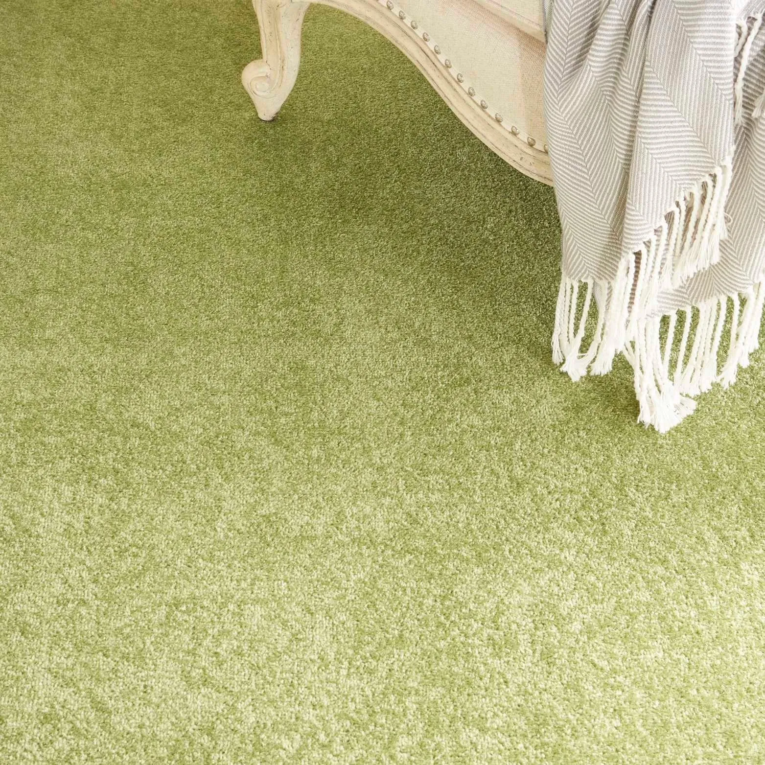 Nourison Essentials NRE01 Green Rug